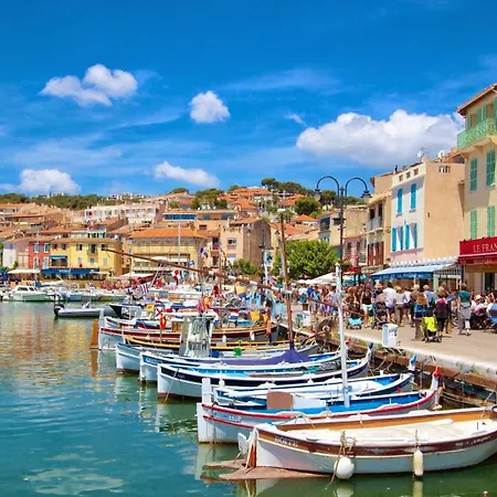 Le Grand Large, Face à Vous Cassis